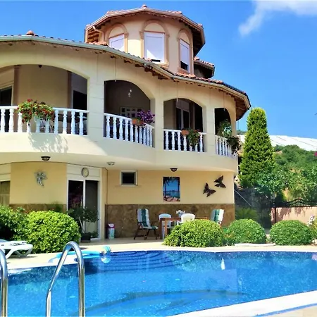 Evora With Private Pool And Large Garden Газипаша